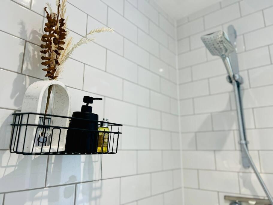 Hessian Lounge -Wyndale- Central 2Br W/Parking 버밍엄 외부 사진