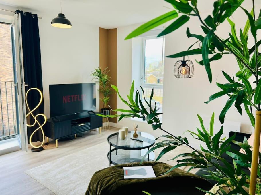 Hessian Lounge -Wyndale- Central 2Br W/Parking 버밍엄 외부 사진